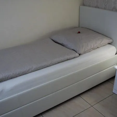 Stilvolles Gastezimmer * נירנברג